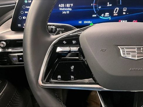 Used 2024 Cadillac Lyriq Luxury RWD image 17