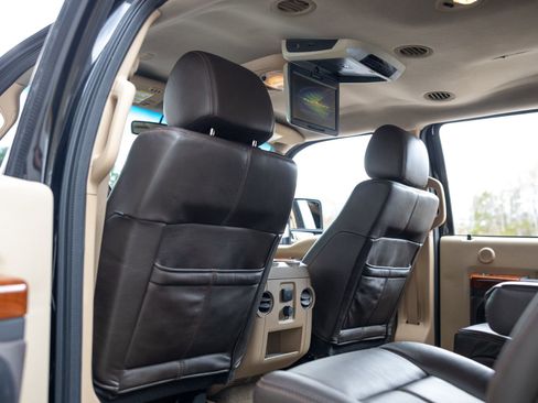 Used 2016 Ford F250 King Ranch w/ King Ranch w/Chrome Package image 38