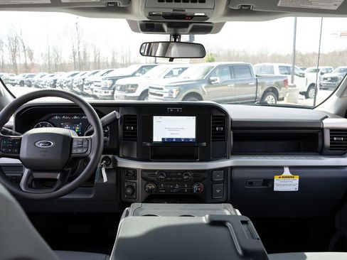 New 2026 Ford F250 XL w/ FX4 Off-Road Package image 19
