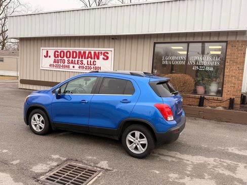 Used 2015 Chevrolet Trax LT w/ LT Plus Package image 2