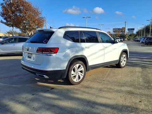 Used 2021 Volkswagen Atlas SE image 4