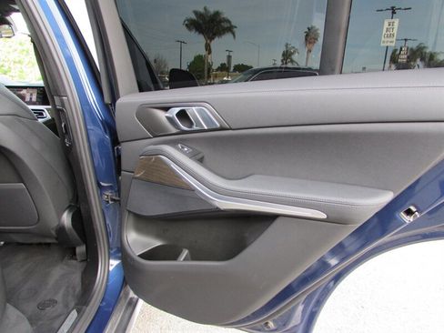 Used 2021 BMW X5 xDrive40i w/ Convenience Package image 26