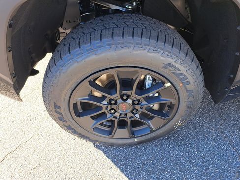 New 2026 Toyota Tundra SR5 image 14