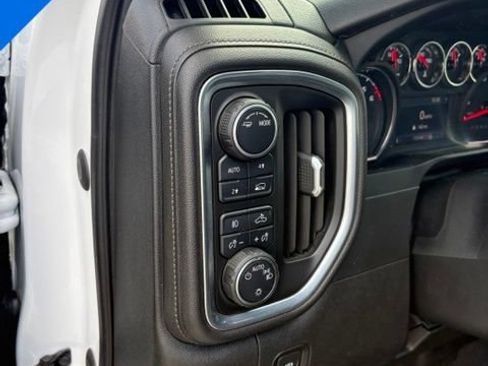 Used 2020 Chevrolet Silverado 1500 RST w/ Rally Edition AWD/4WD image 13