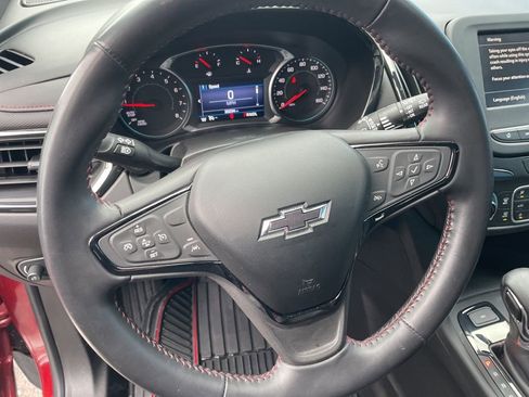 Used 2022 Chevrolet Equinox RS image 13