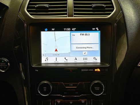 Used 2019 Ford Explorer XLT w/ Equipment Group 202A image 16