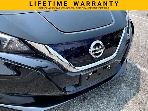Used 2022 Nissan Leaf SV w/ SV Technology Package FWD image 5