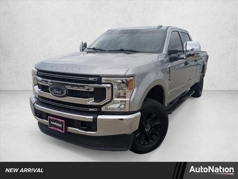 Used 2022 Ford F250 XLT image 1