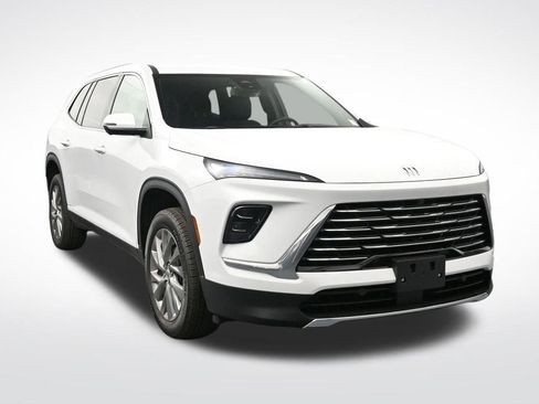 Used 2026 Buick Enclave Preferred image 7