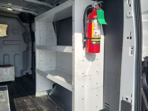 Used 2016 Ford Transit 150 130 Low Roof RWD image 4