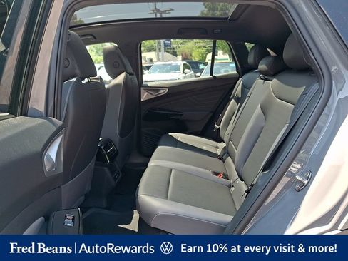 Certified 2024 Volkswagen ID.4 Pro S AWD/4WD image 14