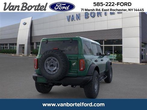 Used 2025 Ford Bronco Badlands image 92