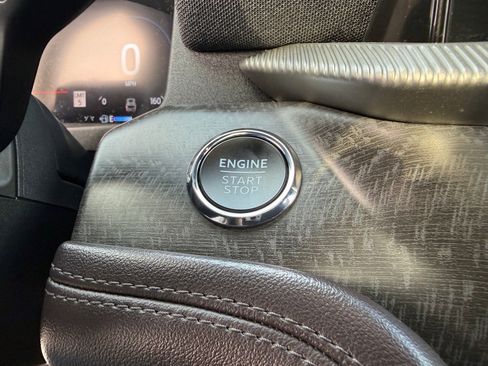 Used 2025 Ford Explorer Platinum w/ LUX Leather Package image 37