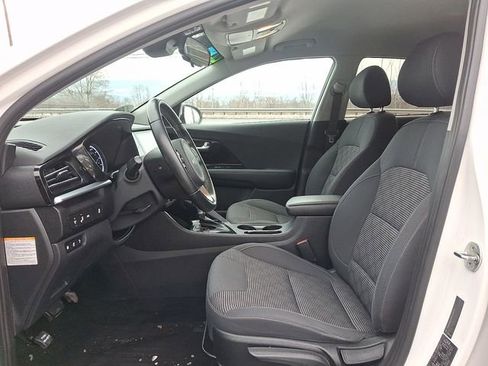 Certified 2022 Kia Niro LXS image 13