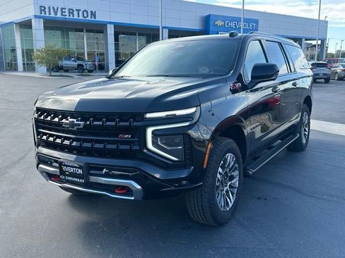 Certified 2025 Chevrolet Suburban Z71 AWD/4WD image 30