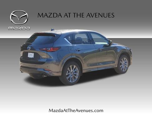 New 2025 MAZDA CX-5 AWD 2.5 S w/ Premium Plus Pkg image 4