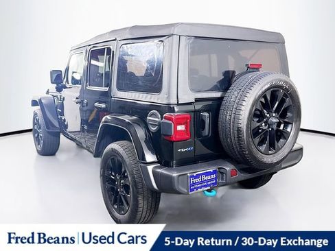 Used 2023 Jeep Wrangler Unlimited Sahara AWD/4WD image 5