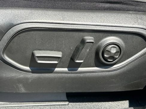 Used 2023 Jeep Grand Cherokee Altitude AWD/4WD image 21
