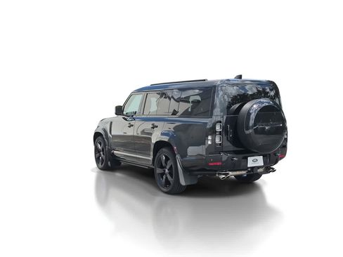 Certified 2025 Land Rover Defender 130 V8 AWD/4WD image 6