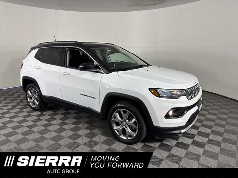 Used 2022 Jeep Compass Limited AWD/4WD image 1