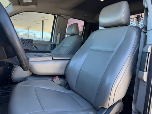 Used 2017 Ford F250 XL w/ Power Equipment Group image 37