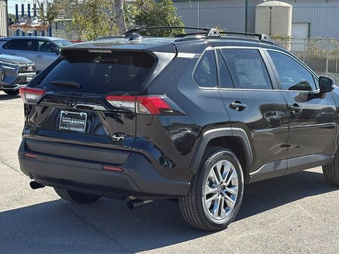 New 2025 Toyota RAV4 XLE Premium image 6