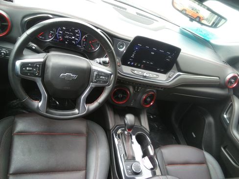 Used 2025 Chevrolet Blazer RS w/ Driver Confidence II Package image 9