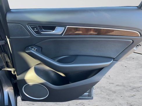 Used 2016 Audi Q5 2.0T Premium Plus w/ Technology Package image 25