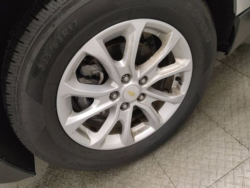Used 2021 Chevrolet Equinox LT FWD image 31