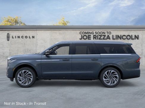 New 2026 Lincoln Navigator L Reserve image 3
