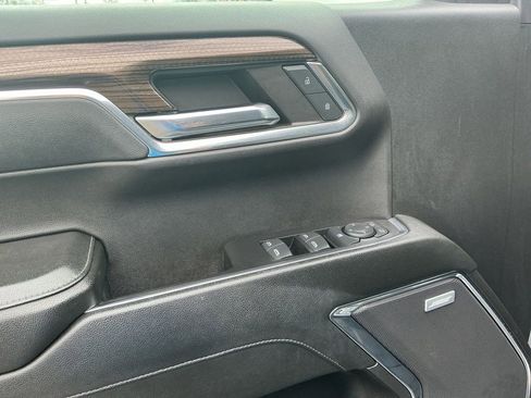 Used 2024 Chevrolet Silverado 1500 LT Trail Boss w/ LT Trail Boss Premium Package image 16