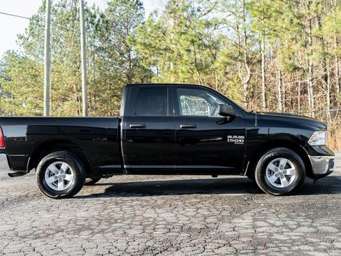 Used 2024 RAM 1500 Classic SLT image 12