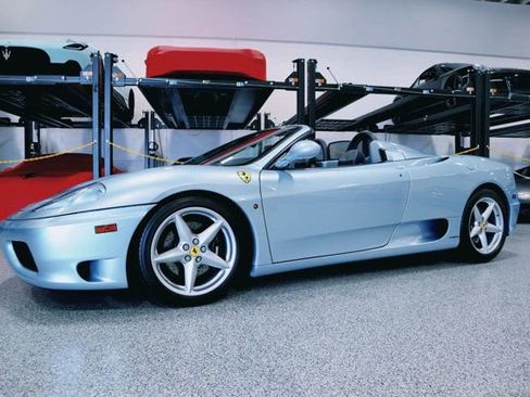 Used 2004 Ferrari 360 Spider image 3