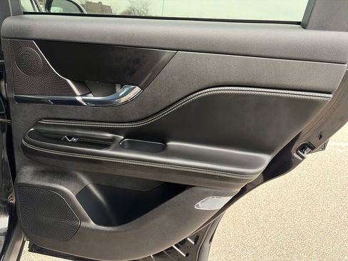 Used 2023 Lincoln Corsair AWD image 35