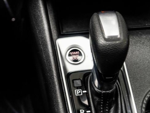 Used 2024 Nissan Altima 2.5 S FWD image 19
