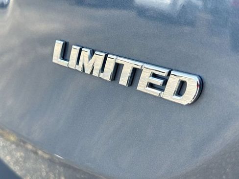 Used 2013 Toyota RAV4 Limited FWD image 7