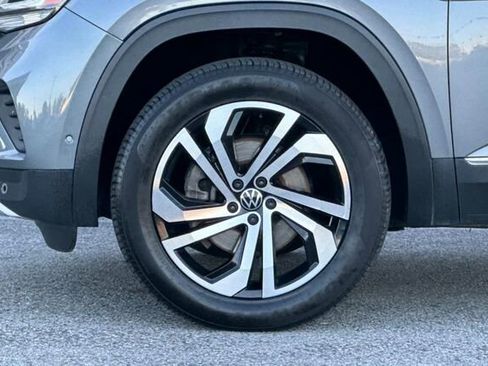 Used 2020 Volkswagen Atlas Cross Sport SEL Premium image 26