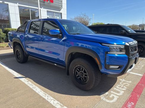 Used 2025 Nissan Frontier PRO-4X w/ Tow Package image 1