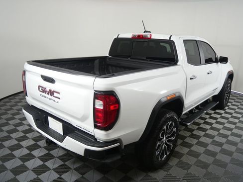 Used 2024 GMC Canyon Denali AWD/4WD image 4