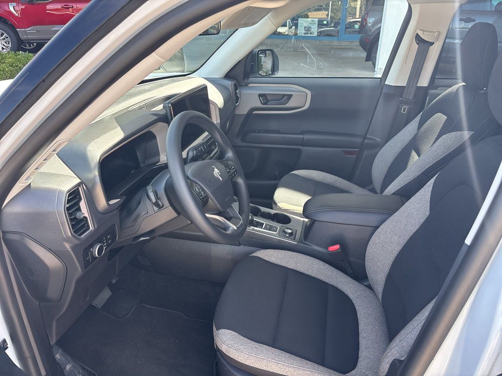 Used 2025 Ford Bronco Sport Big Bend AWD/4WD image 3