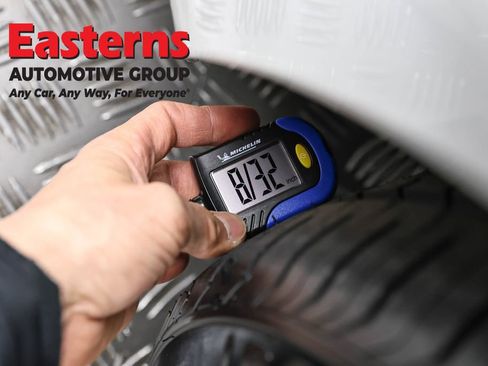 Used 2023 Tesla Model 3 Standard Range image 23