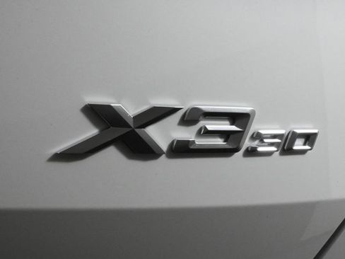 Used 2025 BMW X3 xDrive30i w/ Premium Package image 40