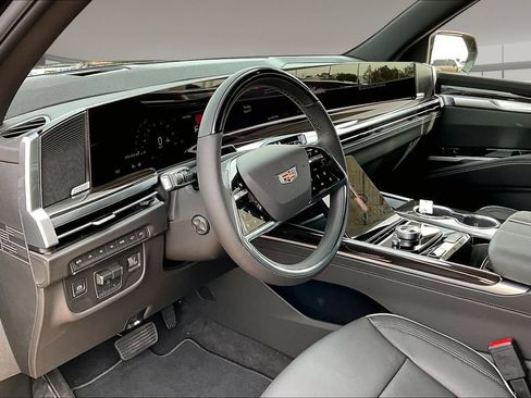 New 2026 Cadillac Escalade Luxury w/ Touring Package AWD/4WD image 6