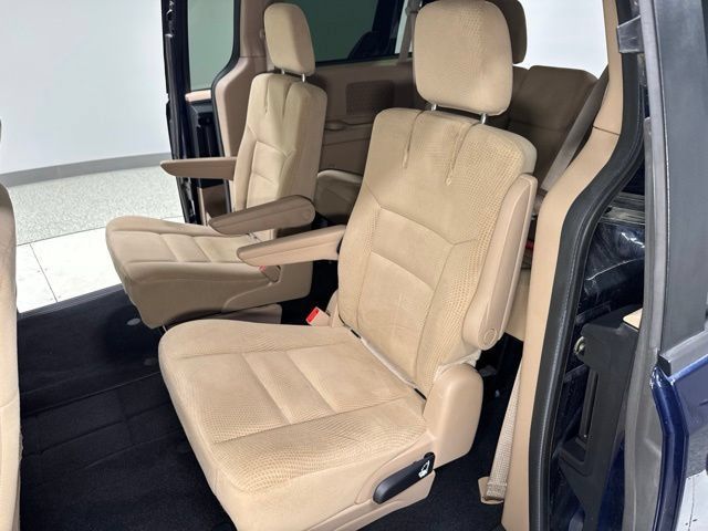 Used 2016 Dodge Grand Caravan SE w/ Quick Order Package 29E SE FWD image 22