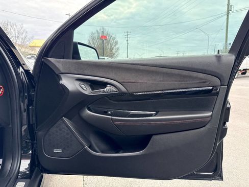 Used 2014 Chevrolet SS image 32