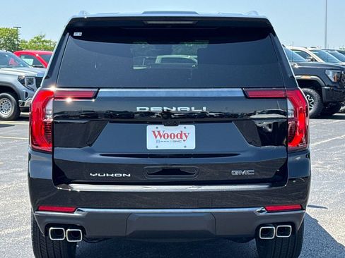 New 2026 GMC Yukon Denali Ultimate AWD/4WD image 9