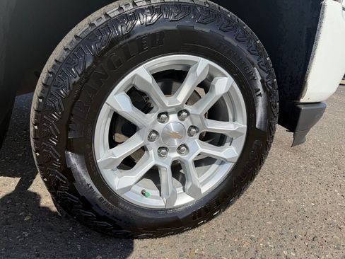 Used 2016 Chevrolet Silverado 1500 LT w/ All Star Edition image 18