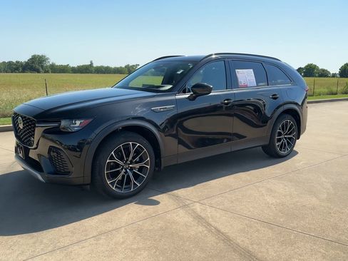 Used 2025 MAZDA CX-70 Plug-In Hybrid w/ Premium Plus image 4