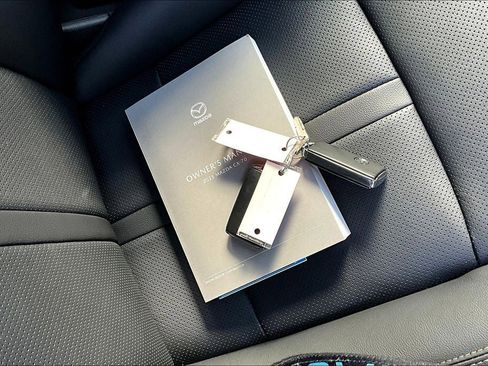 New 2025 MAZDA CX-70 3.3 Turbo w/ Premium Package image 11