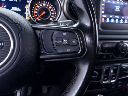 Used 2021 Jeep Wrangler Sport AWD/4WD image 32